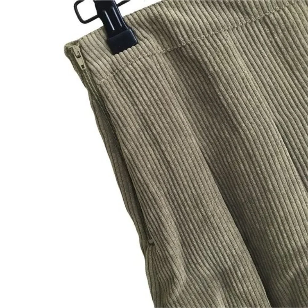 Mele E Pere Academia Pleated Corduroy Mini Skirt Khaki Green Womens Medium NWOT
